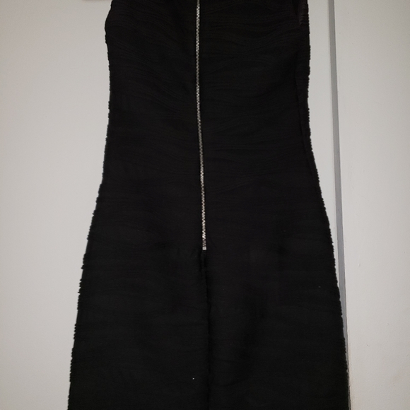 Dress - Picture 6 of 7